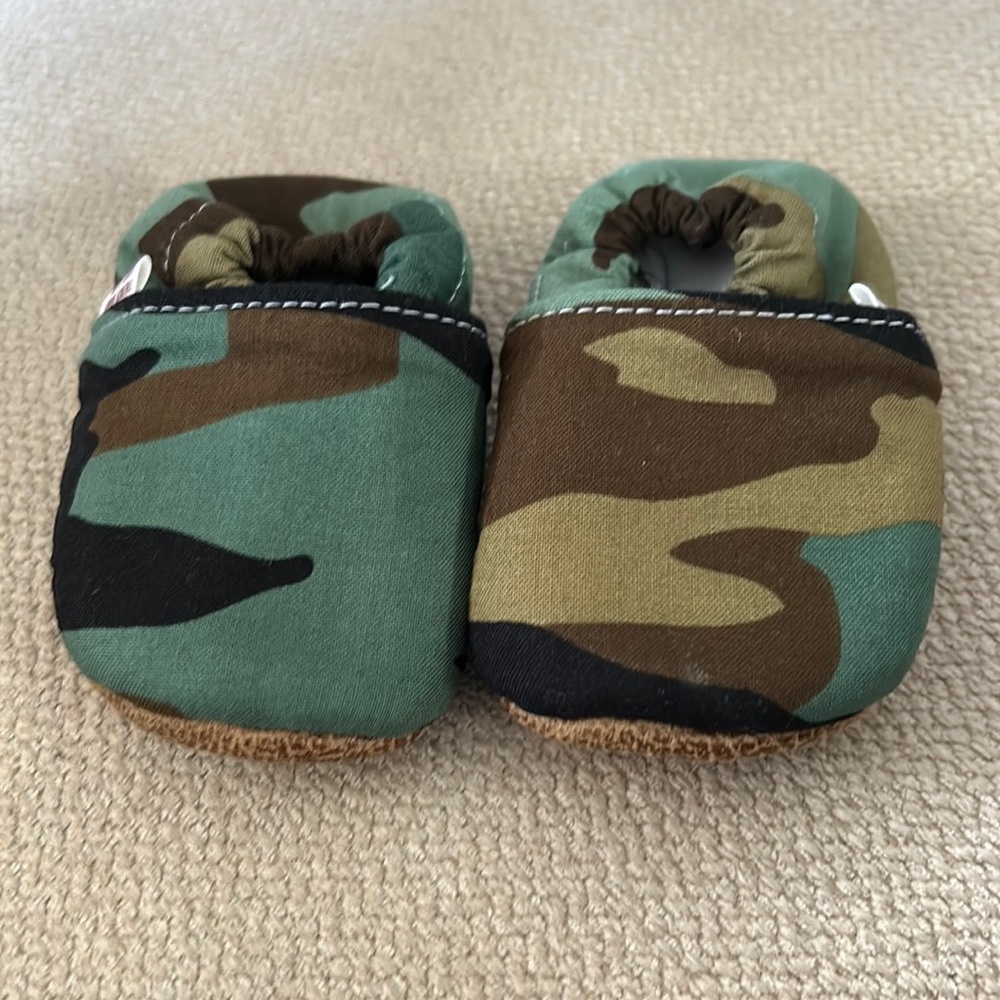 Trendy baby mocc shop camo moccs